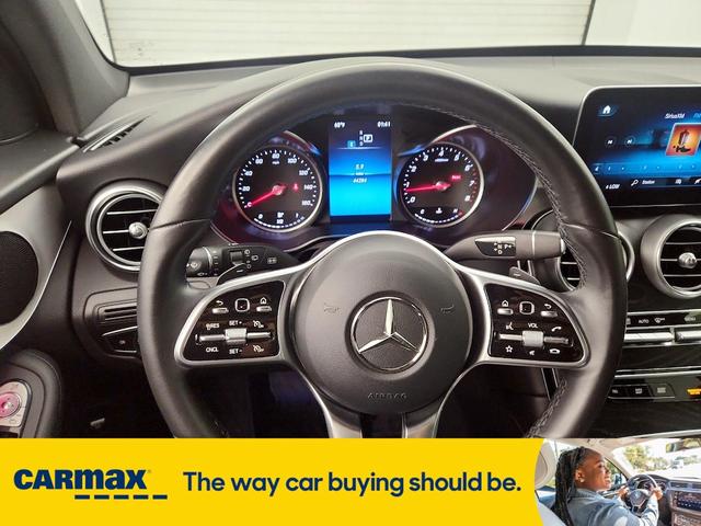 Photo of 2022 Black Mercedes-Benz GLC 300