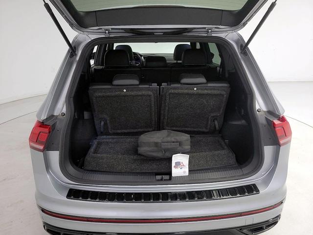 Photo of 2022 Gray Volkswagen Tiguan