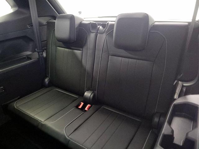 Photo of 2022 Gray Volkswagen Tiguan