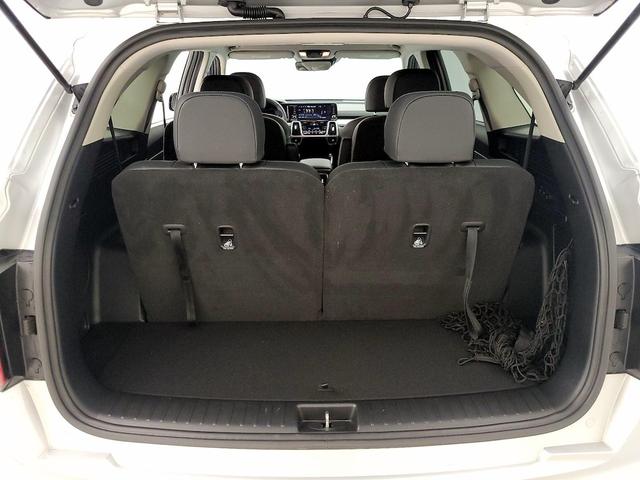 Photo of 2022 Silver Kia Sorento Hybrid