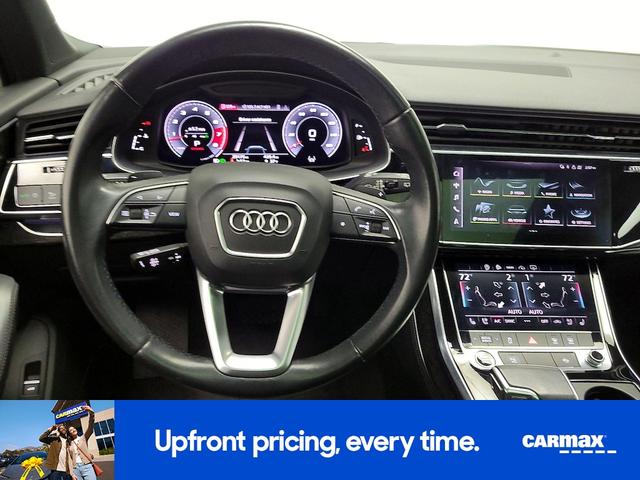 Photo of 2021 Black Audi Q7