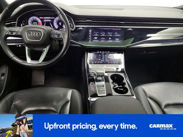 Photo of 2021 Black Audi Q7