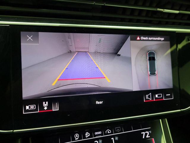 Photo of 2021 Black Audi Q7