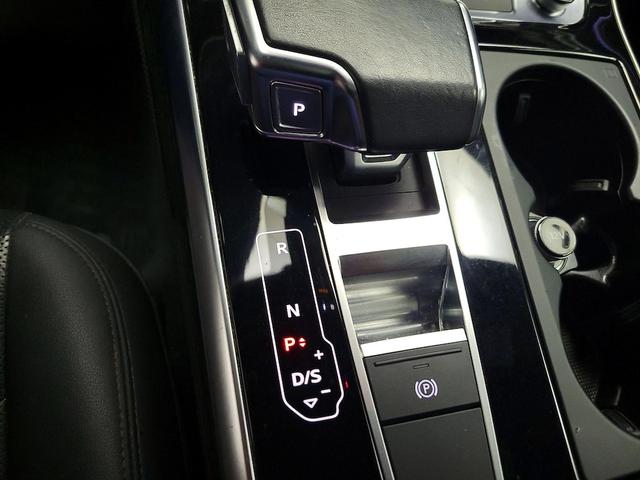Photo of 2021 Black Audi Q7