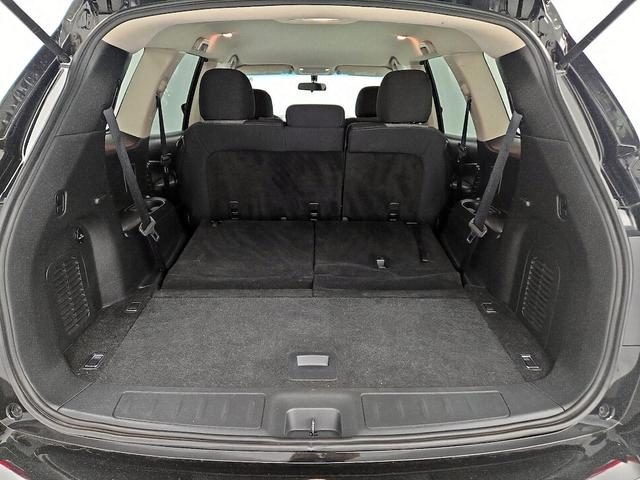 Photo of 2018 Black Nissan Pathfinder