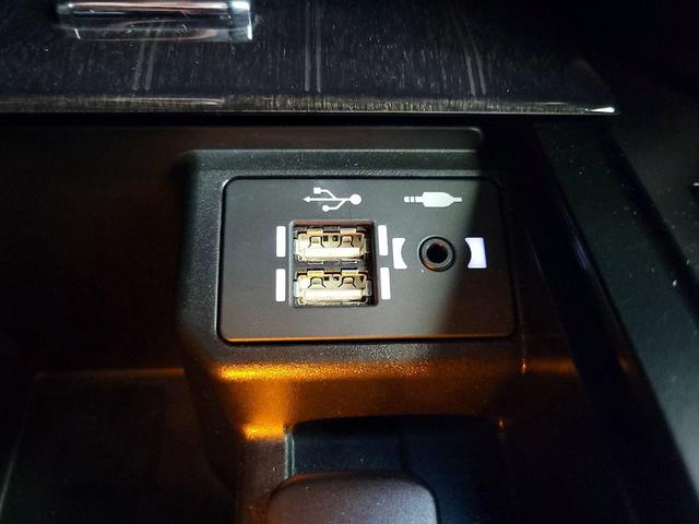 Photo of 2022 Silver Lexus GX 460