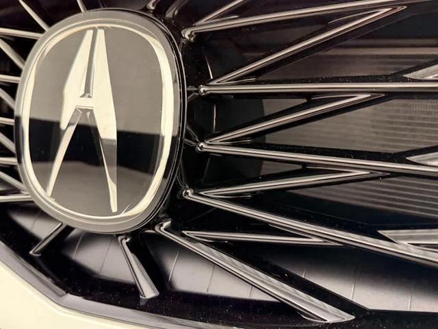Photo of 2025 Platinum White Pearl Acura TLX