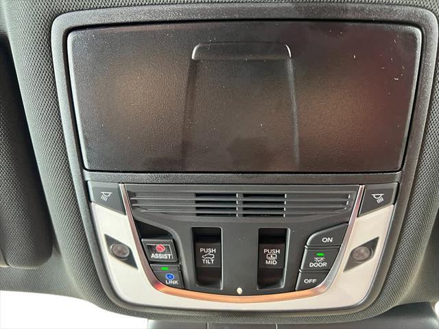 Photo of 2025 Apex Blue Pearl Acura RDX