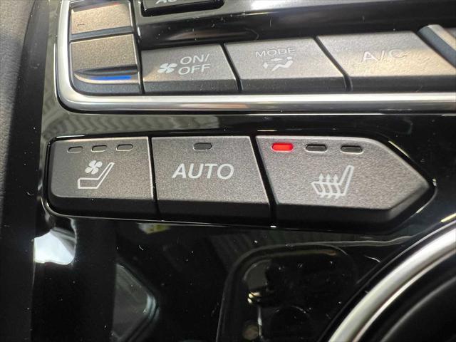 Photo of 2025 Apex Blue Pearl Acura RDX