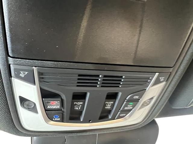 Photo of 2025 Apex Blue Pearl Acura RDX