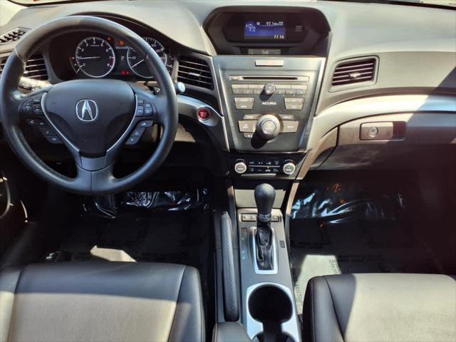 Photo of 2016 Graphite Luster Metallic Acura ILX