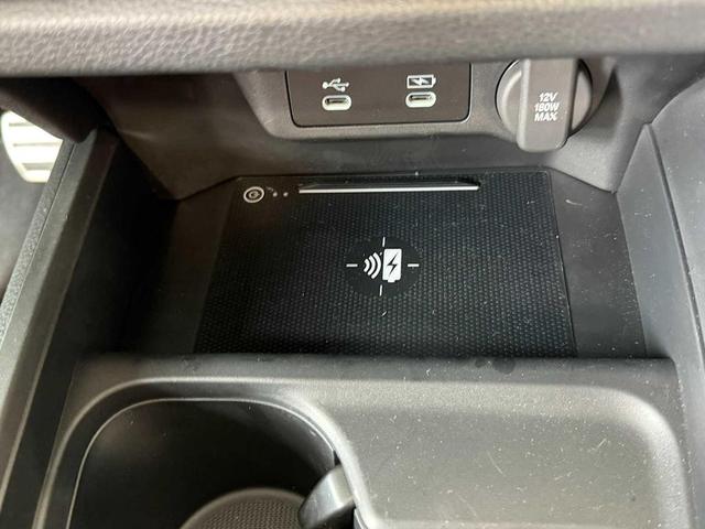 Photo of 2025 Platinum White Pearl Acura ADX