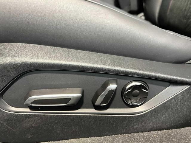 Photo of 2025 Urban Gray Pearl Acura TLX
