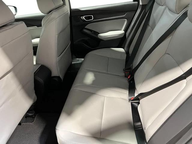 Photo of 2025 Platinum White Pearl Acura Integra