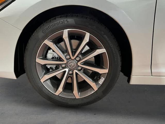 Photo of 2025 Platinum White Pearl Acura Integra