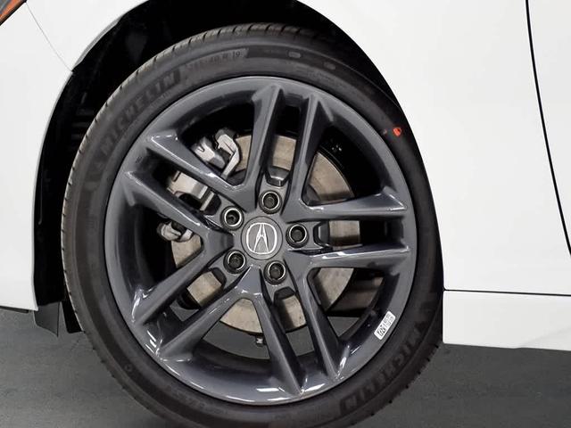 Photo of 2025 Platinum White Pearl Acura TLX