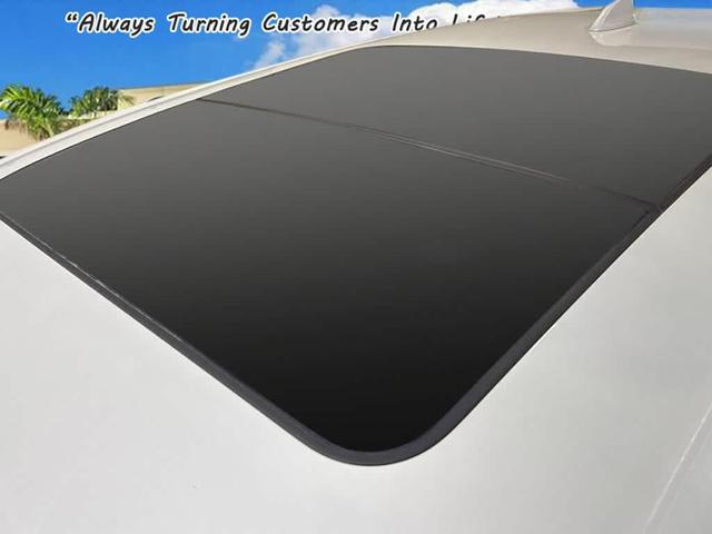 Photo of 2025 Platinum White Pearl Acura ADX