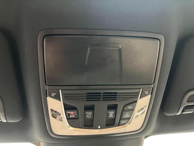 Photo of 2026 Liquid Carbon Metallic Acura MDX