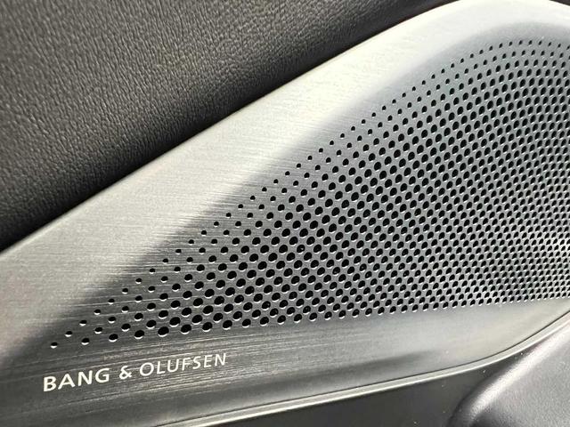 Photo of 2025 Performance Red Pearl Acura MDX