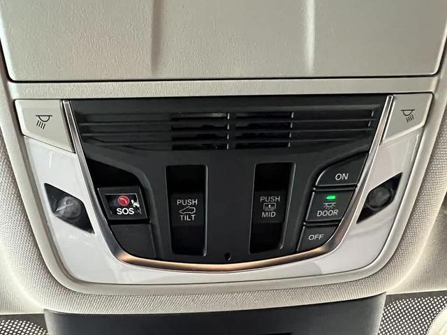 Photo of 2026 Majestic Black Pearl Acura MDX