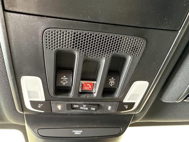 Photo of 2025 Solar Silver Metallic Acura ADX