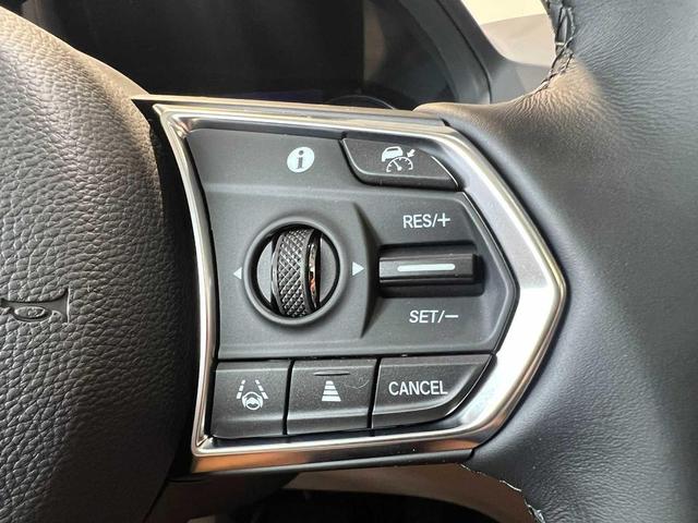 Photo of 2025 Majestic Black Pearl Acura RDX