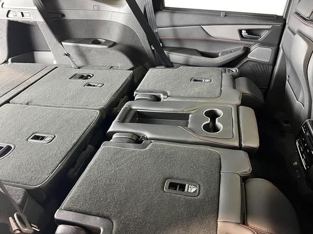 Photo of 2026 Solar Silver Metallic Acura MDX