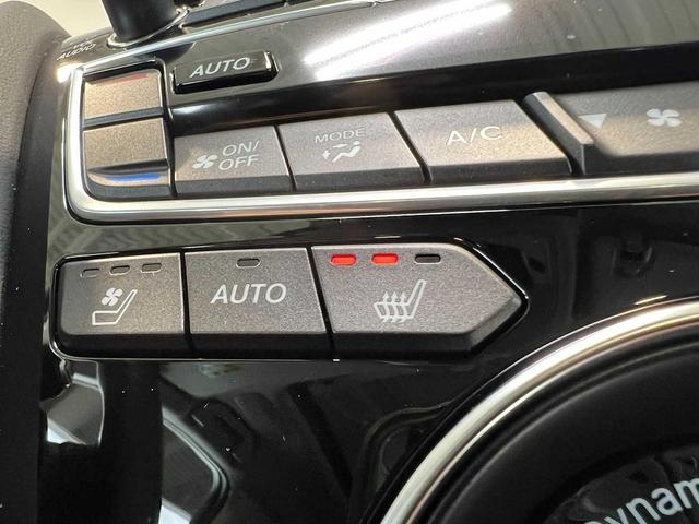 Photo of 2025 Platinum White Pearl Acura RDX