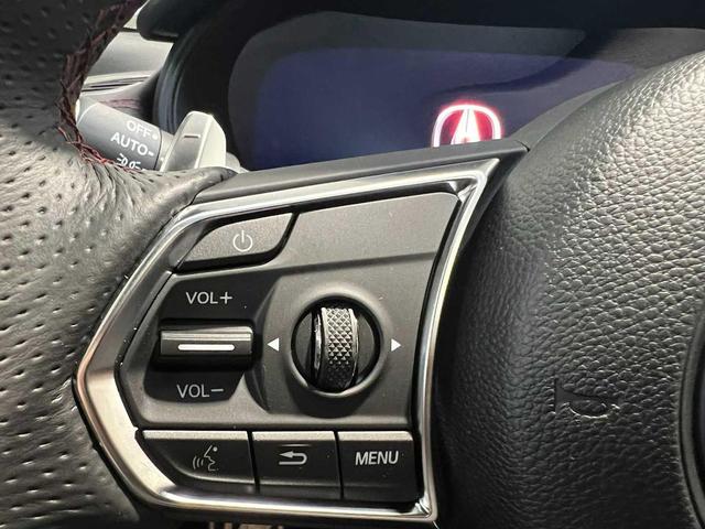 Photo of 2025 Lunar Silver Metallic Acura TLX