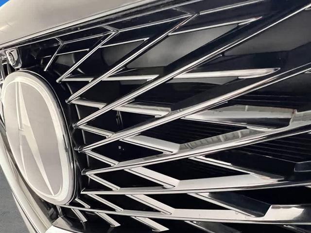 Photo of 2025 Majestic Black Pearl Acura MDX