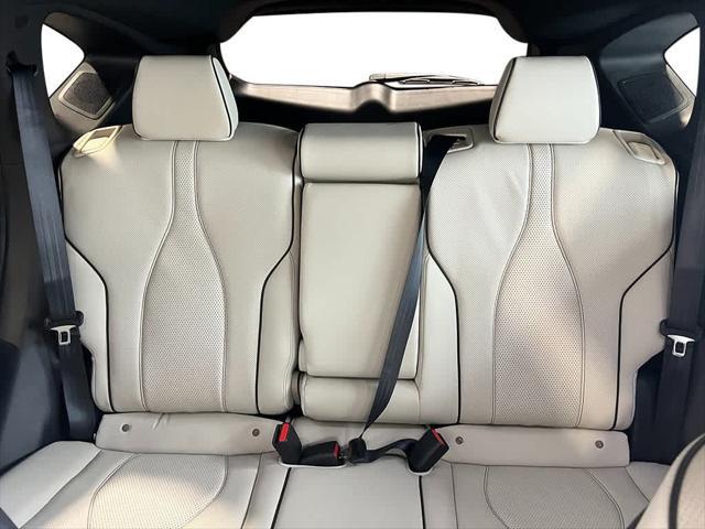Photo of 2025 Apex Blue Pearl Acura RDX