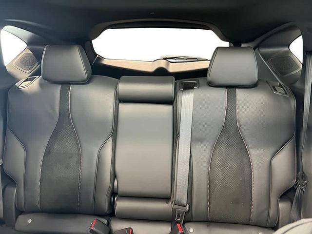 Photo of 2025 Platinum White Pearl Acura RDX