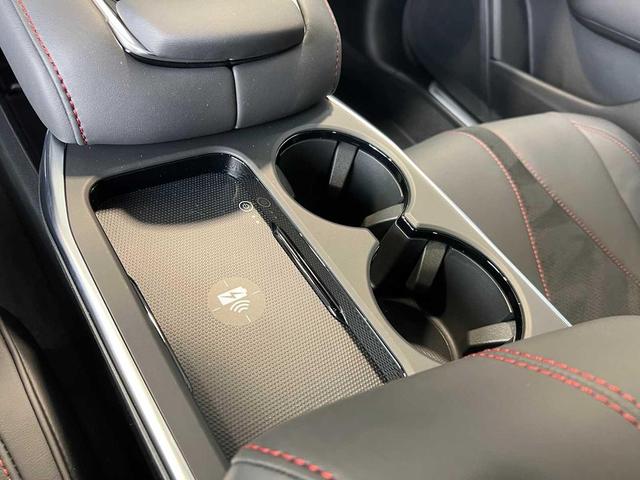 Photo of 2025 Platinum White Pearl Acura RDX
