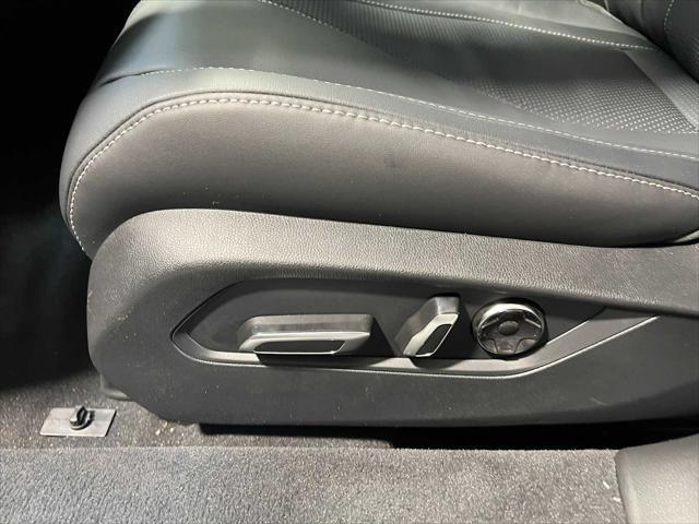 Photo of 2025 Majestic Black Pearl Acura TLX