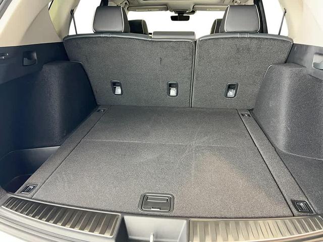 Photo of 2025 Solar Silver Metallic Acura RDX