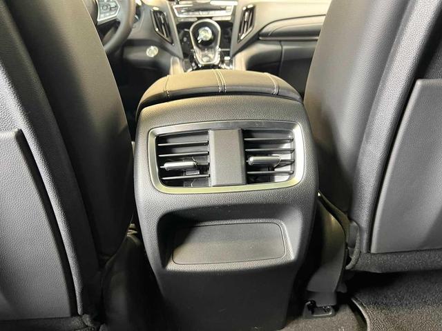 Photo of 2025 Liquid Carbon Metallic Acura RDX