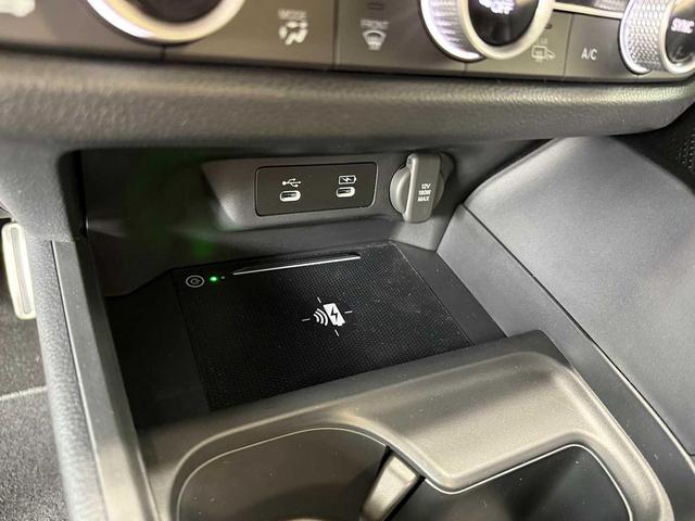 Photo of 2025 CRYSTAL BLACK PEARL Acura ADX