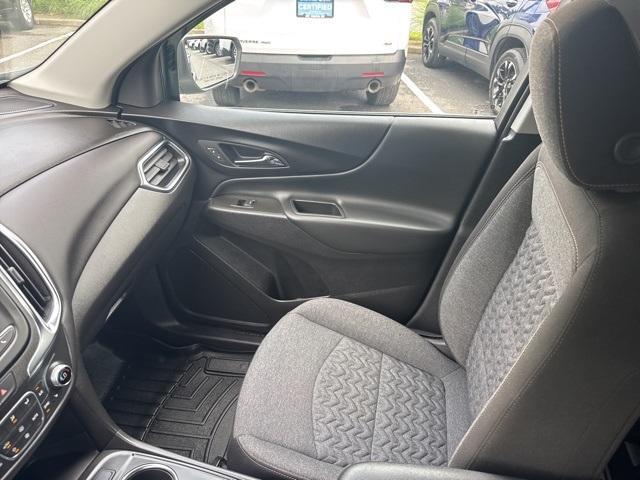 Photo of 2024 Sterling Gray Metallic Chevrolet Equinox