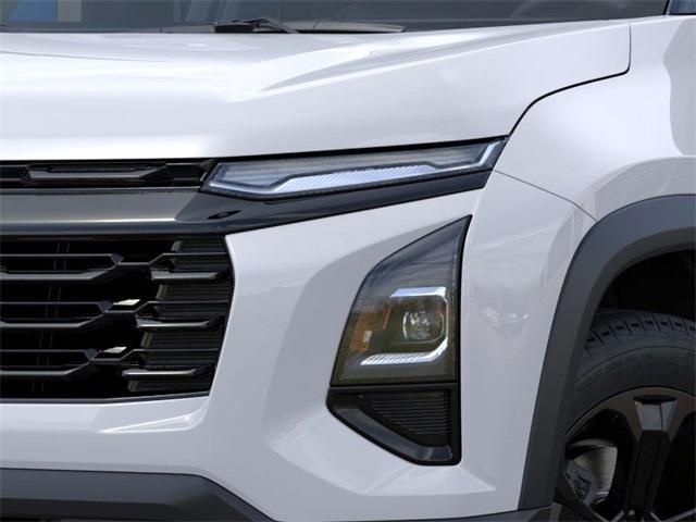 Photo of 2026 Summit White Chevrolet Equinox