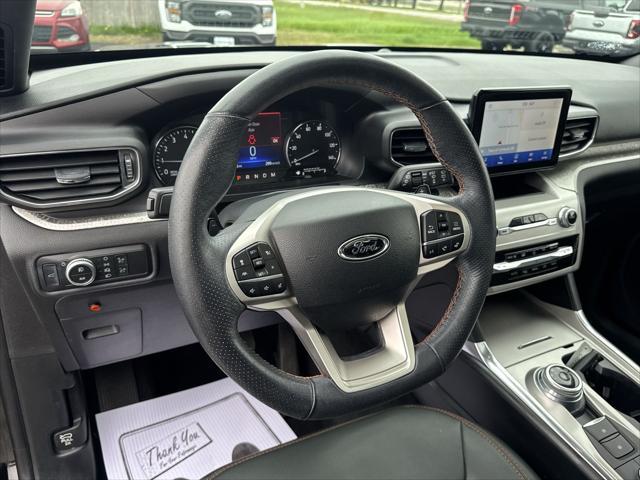 Photo of 2022 AGATE BLACK METALLIC Ford Explorer