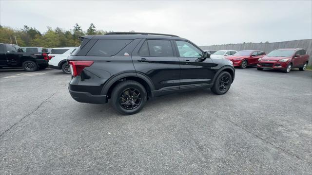 Photo of 2022 AGATE BLACK METALLIC Ford Explorer