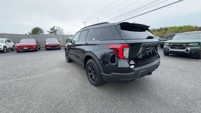 Photo of 2022 AGATE BLACK METALLIC Ford Explorer