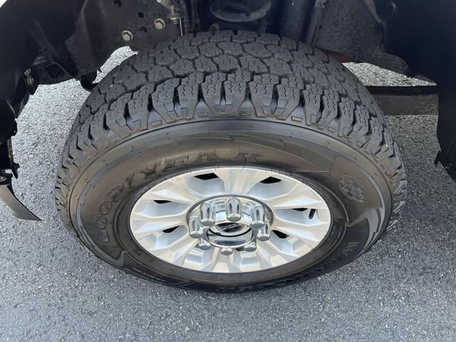 Photo of 2022 OXFORD WHITE Ford F-350