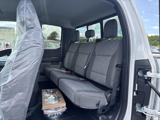 Photo of 2025 OXFORD WHITE Ford F-250