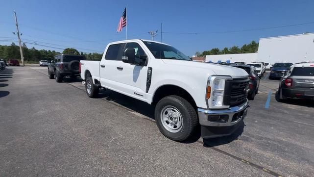 Photo of 2025 Oxford White Ford F-350
