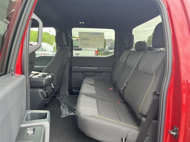 Photo of 2025 RAPID RED MET TINTED CC Ford F-150