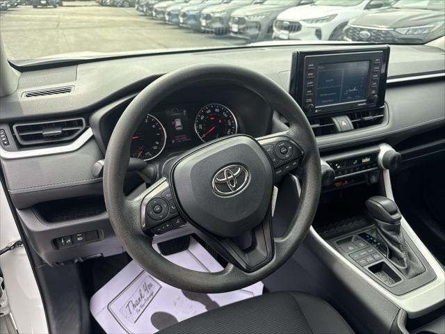 Photo of 2021 Super White Toyota RAV4