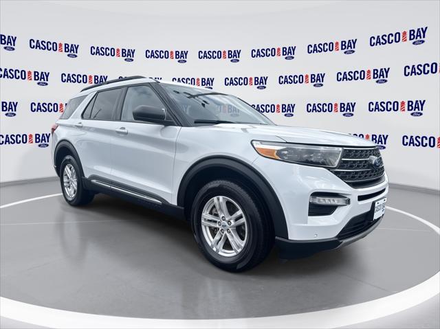 Photo of 2023 OXFORD WHITE Ford Explorer
