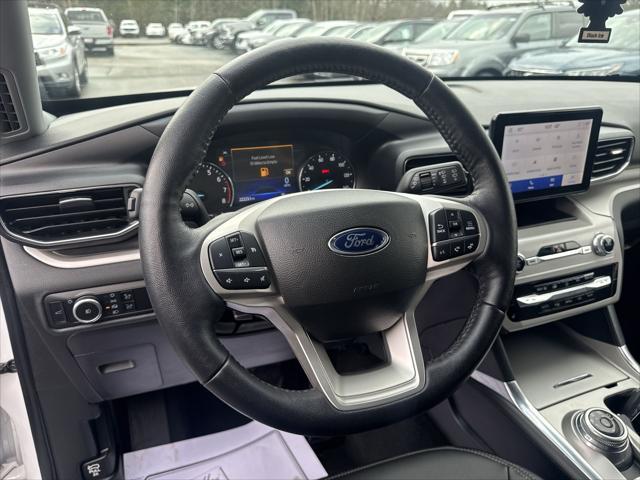 Photo of 2023 OXFORD WHITE Ford Explorer
