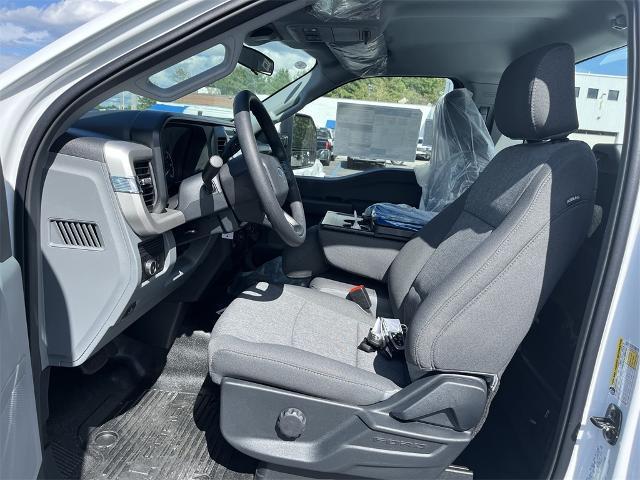 Photo of 2026 OXFORD WHITE Ford F-250